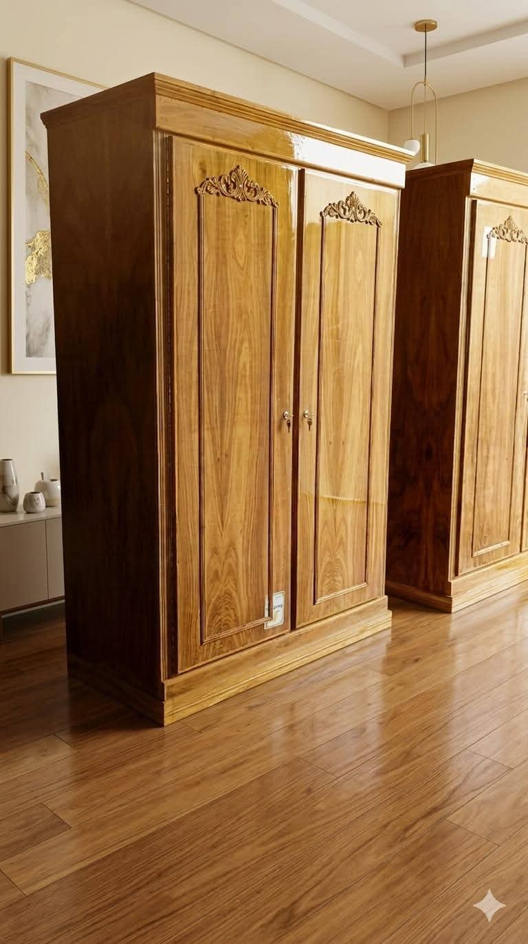 Hand-Carved Pure Teak Wood Almirah — Chinioti furniture