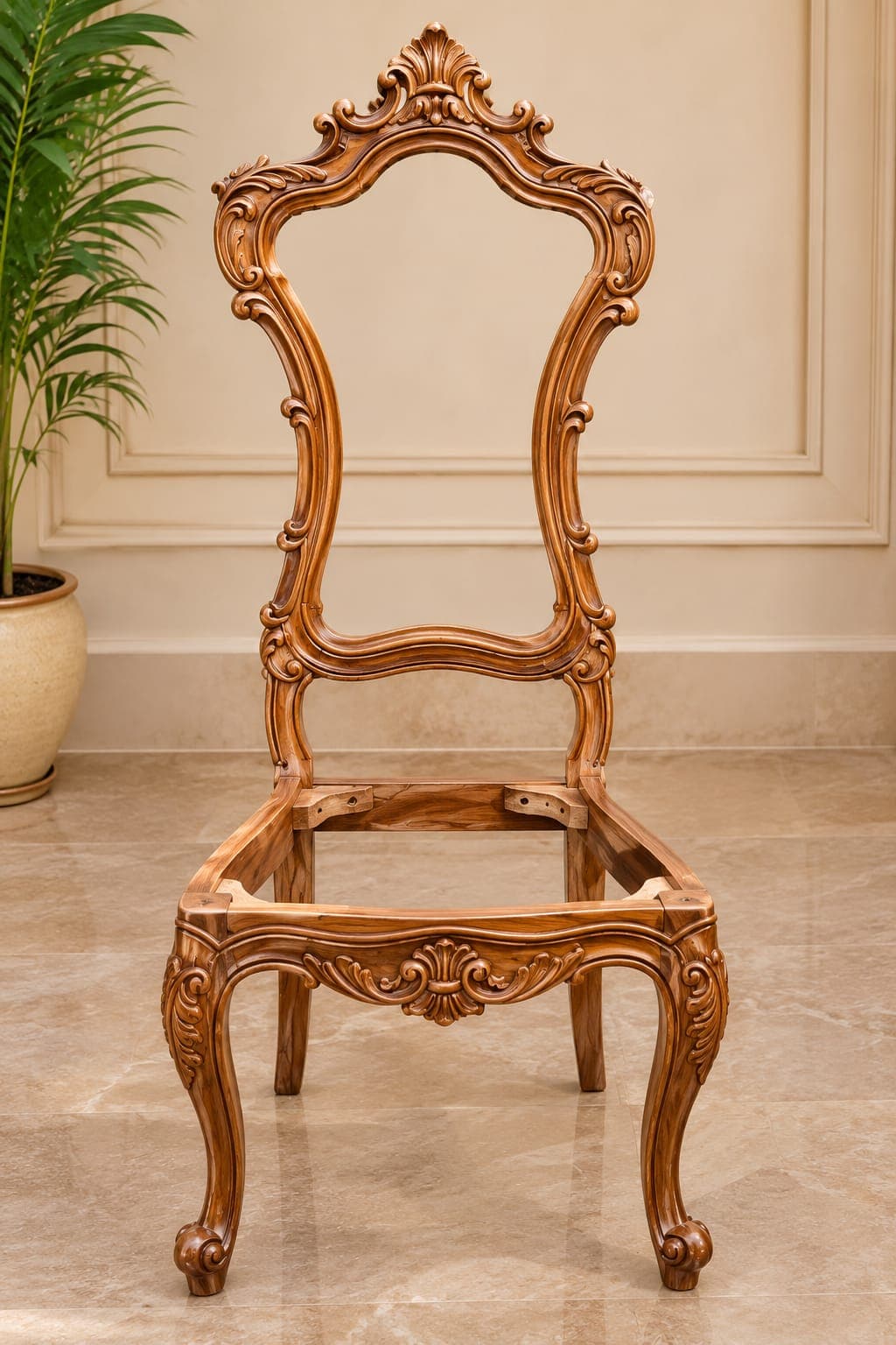 Royal carved wood dining chair — Chinioti furniture, photo 1