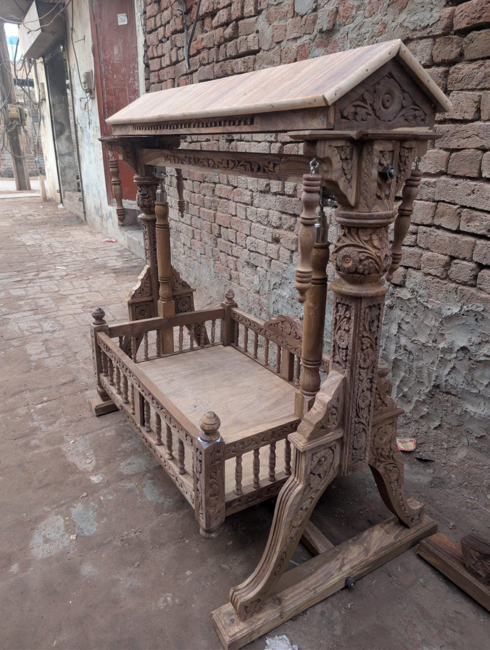 royal jhoola — Chinioti furniture